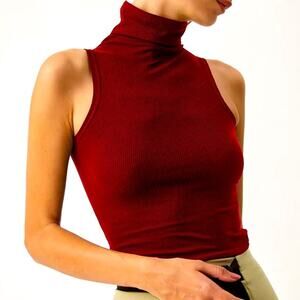 NWT REVOLVE & MOD MINIMALIST lovers COMMENSE fitted mock neck sleeveless top M